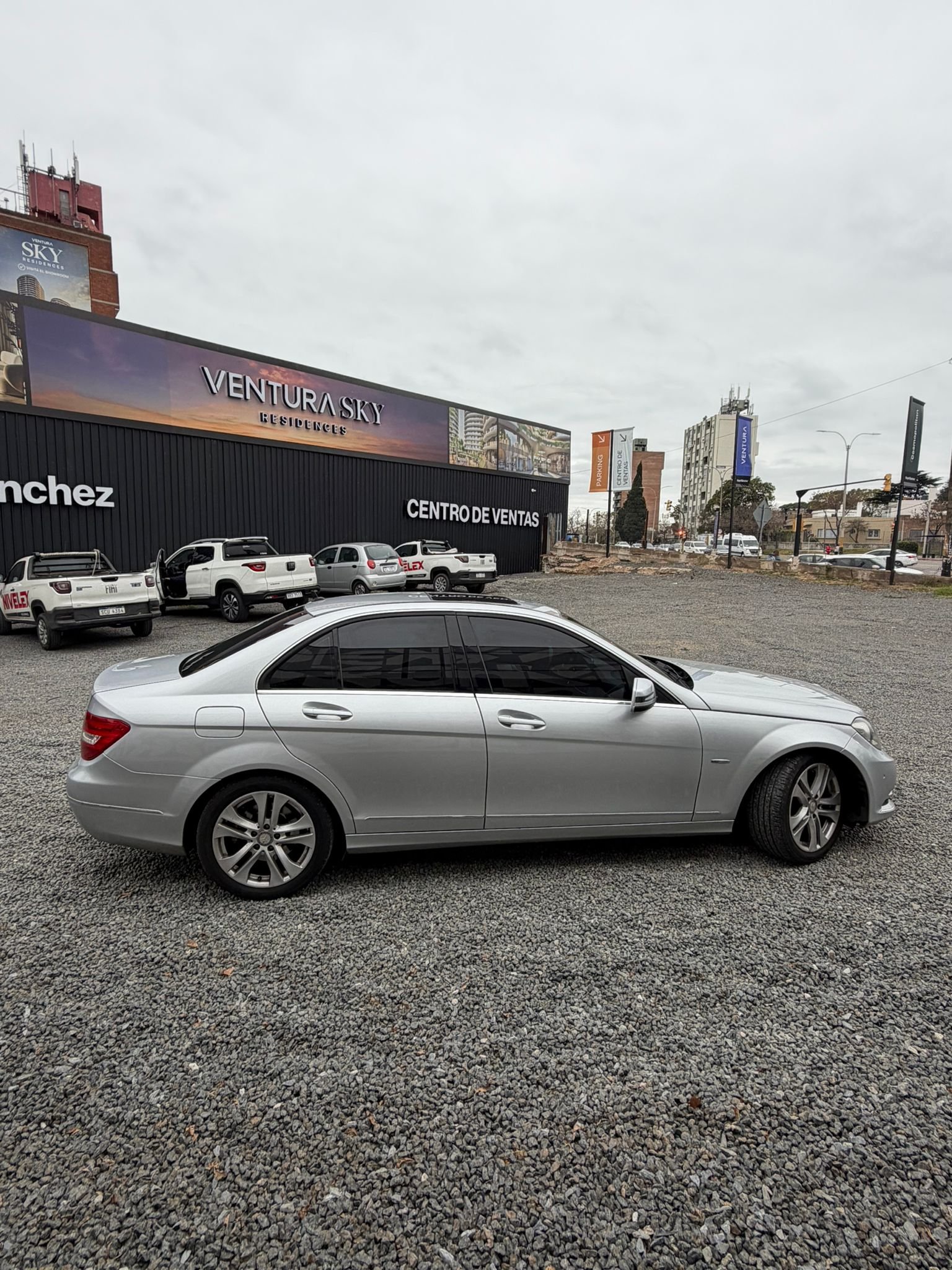Mercedes Benz C200 w204 foto 5