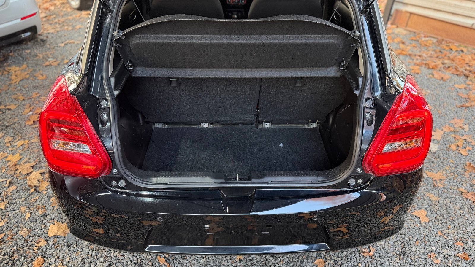 Suzuki Swift foto 14