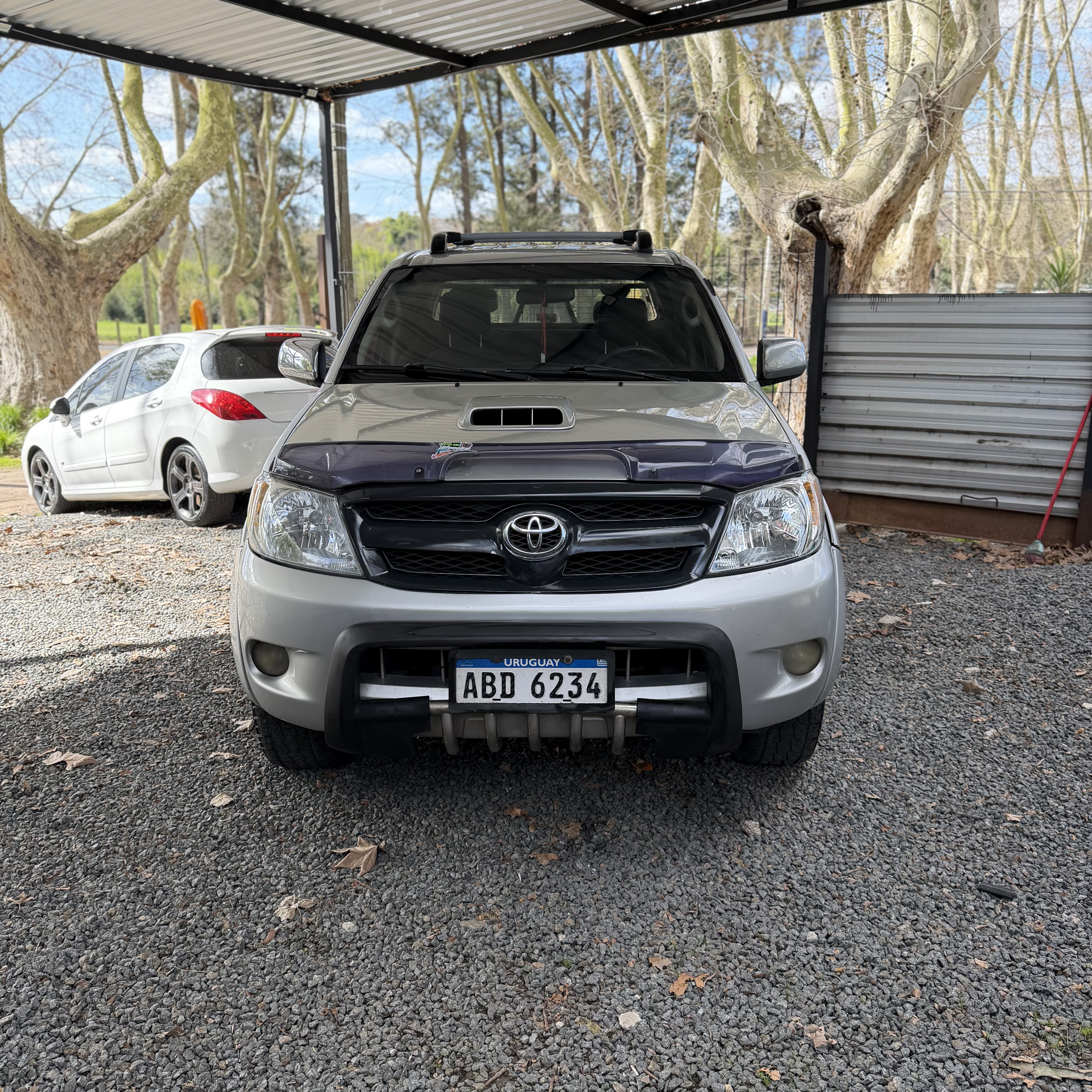 Toyota Hilux foto 2