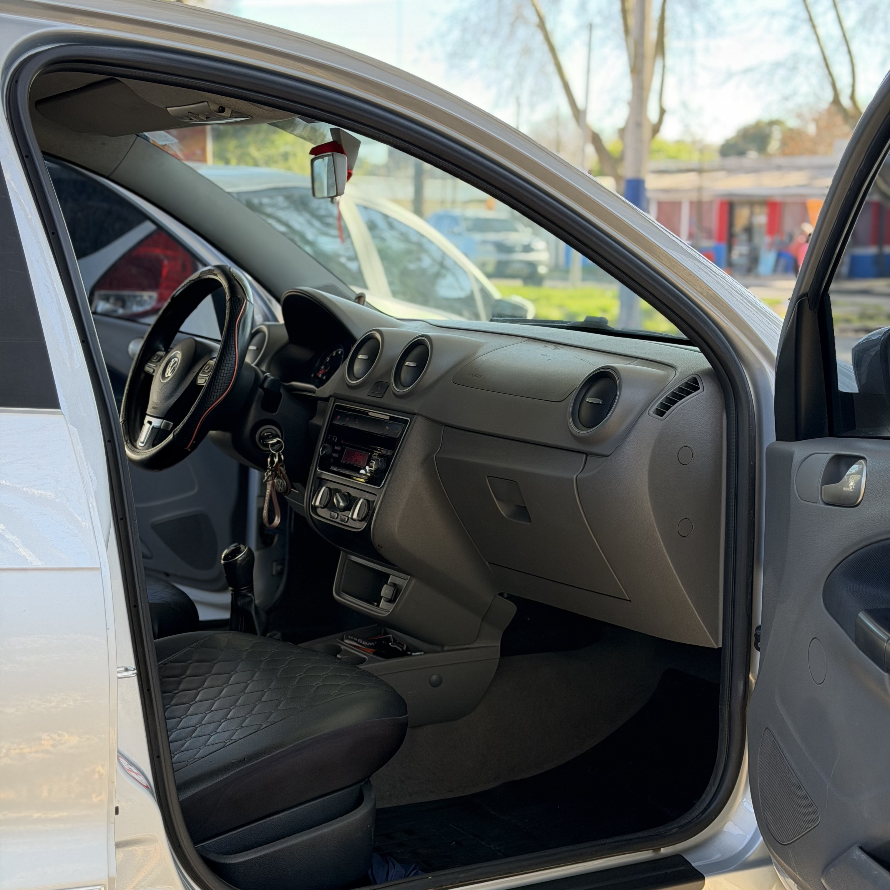Volkswagen Gol G6 foto 9