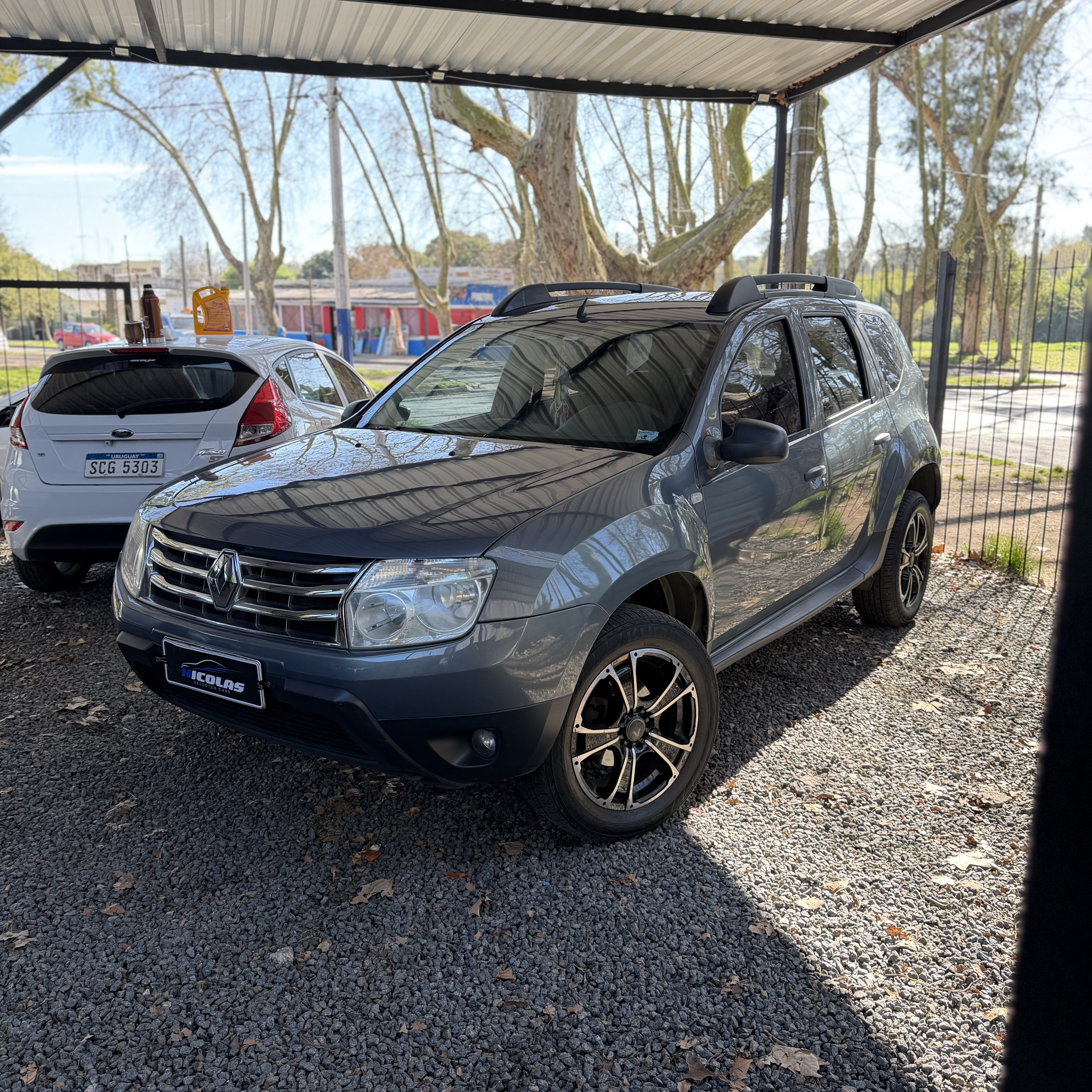 Renault Duster foto 1