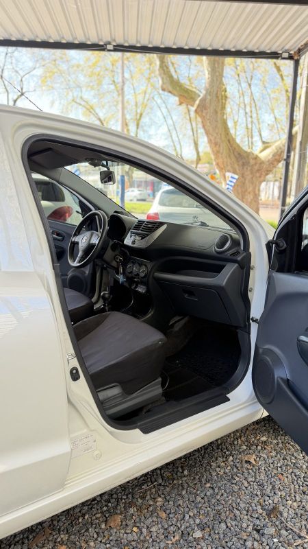 Suzuki Celerio foto 6