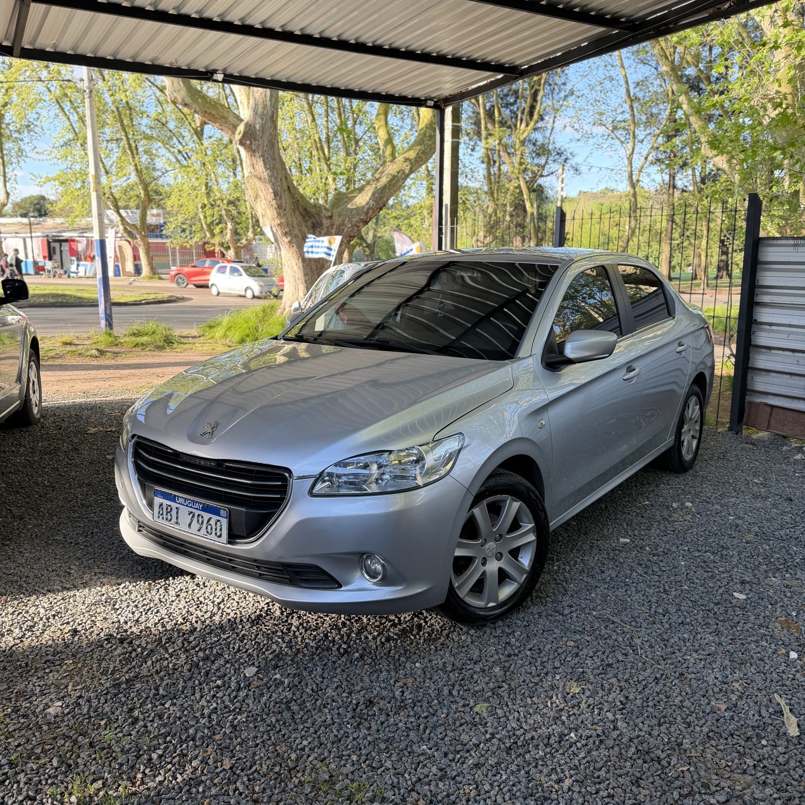 Peugeot 301 foto 1