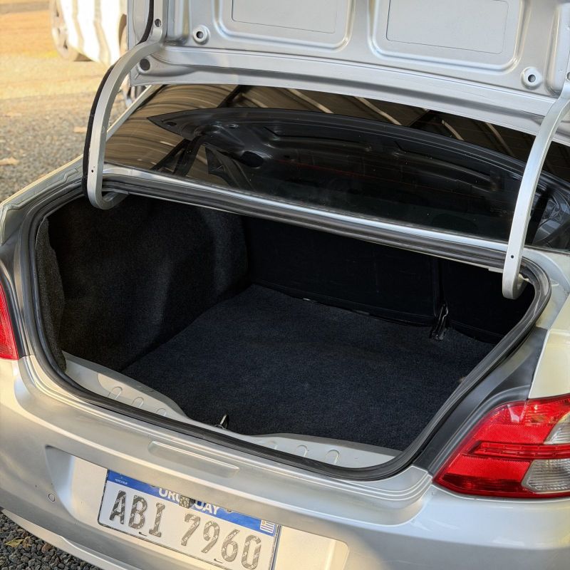 Peugeot 301 foto 10
